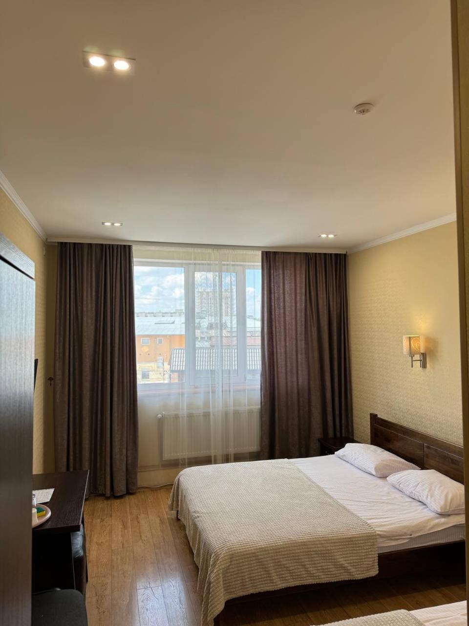 טרנופיל Passage Hotel מראה חיצוני תמונה